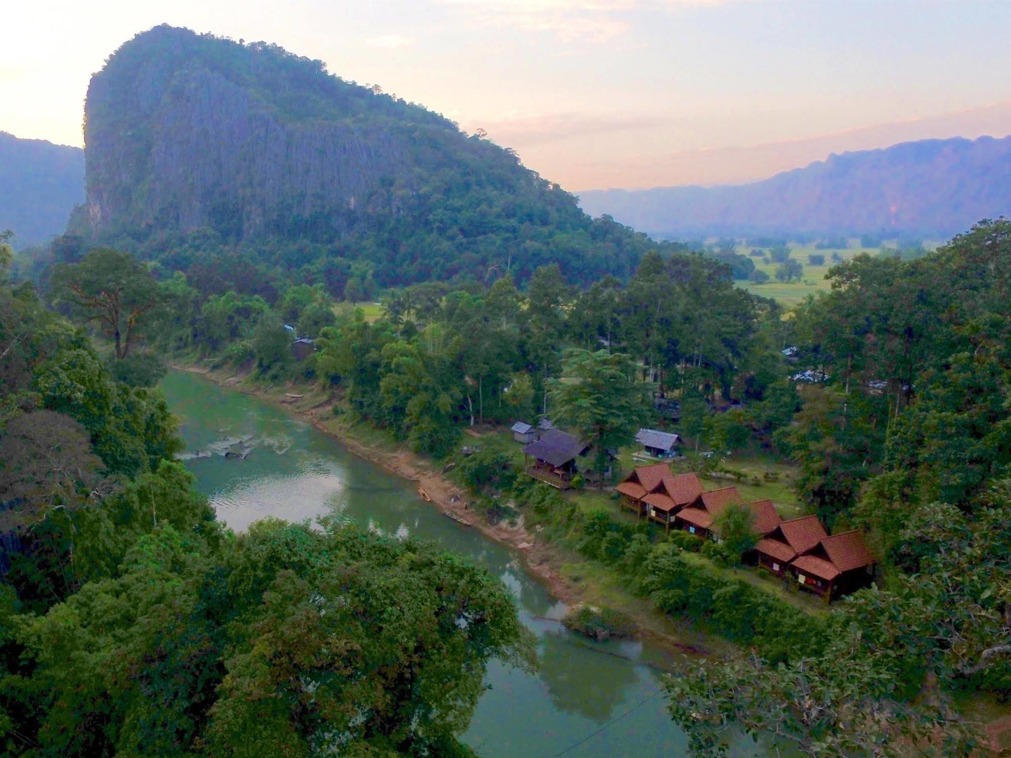 Springriver Resort บ้านออ ภายนอก รูปภาพ